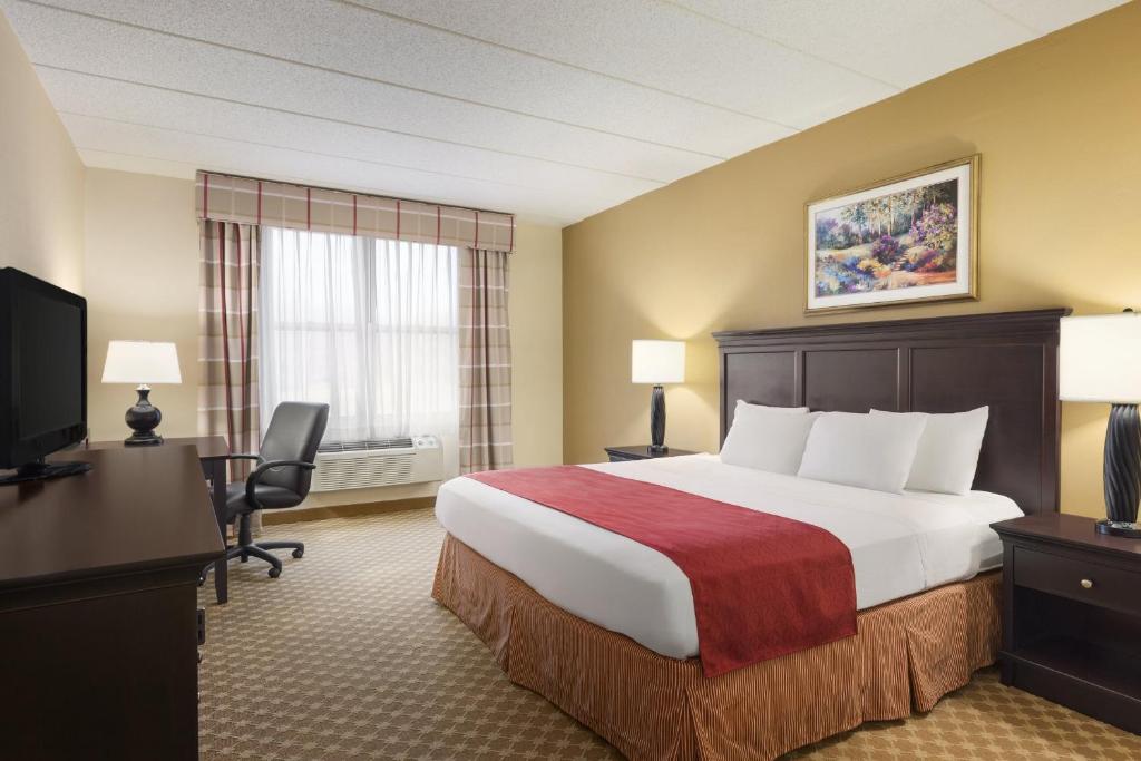 Country Inn & Suites by Radisson Frackville (Pottsville) PA image 8